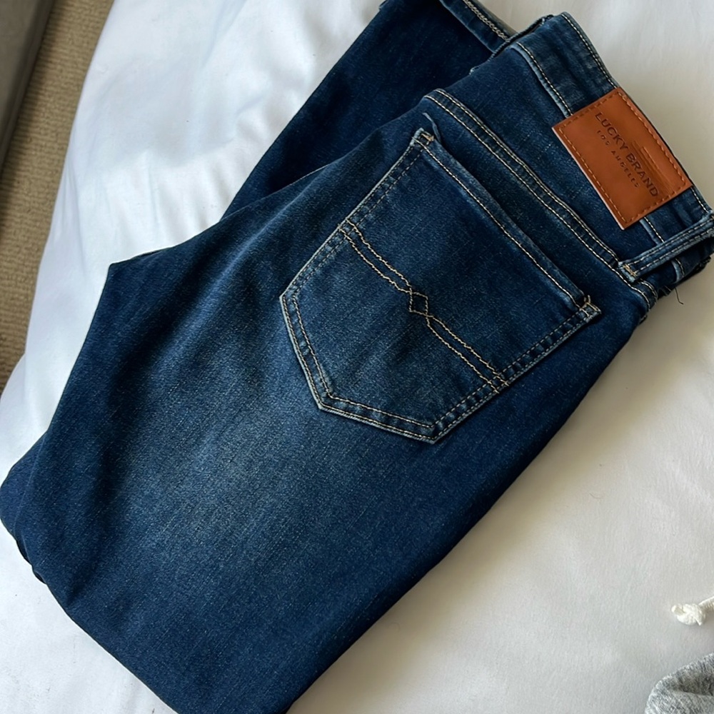 Lucky Jeans